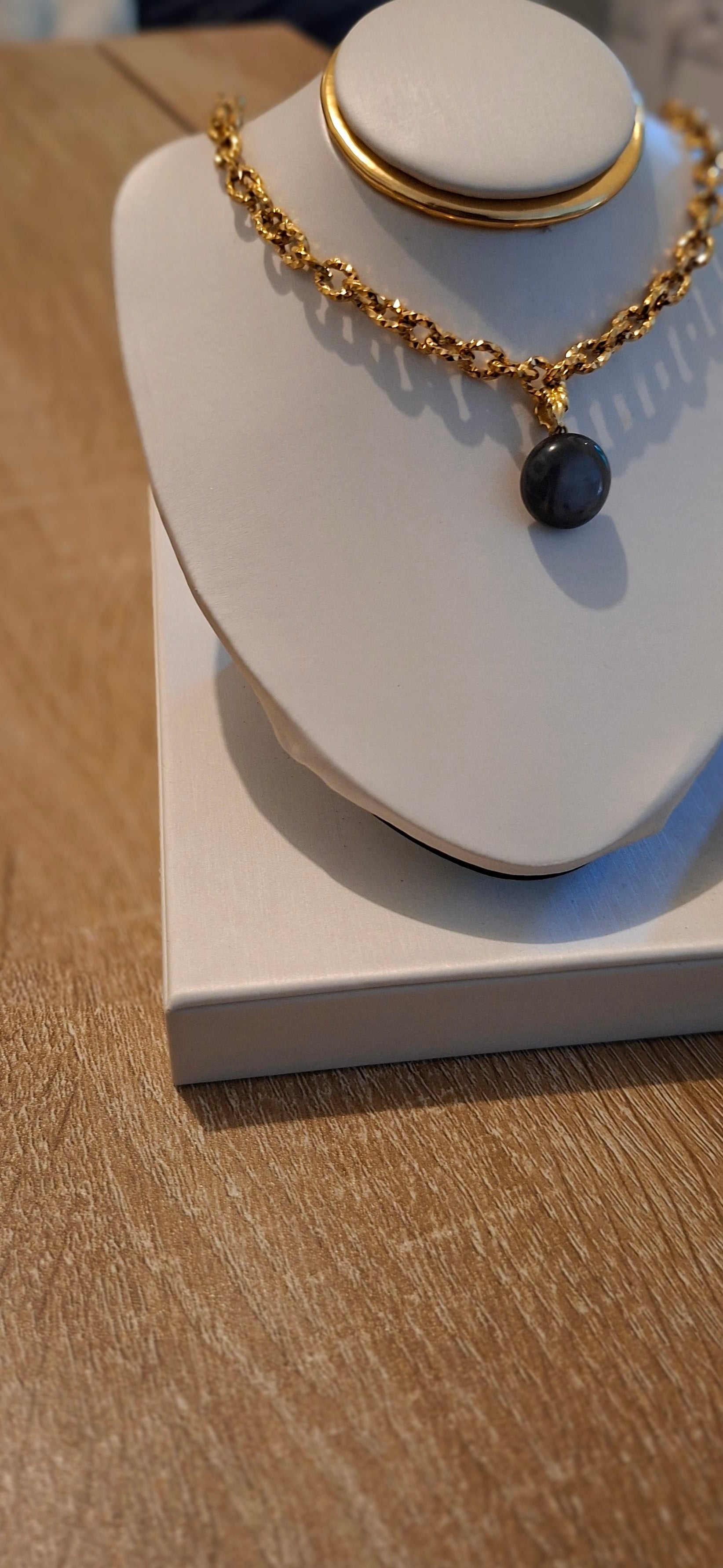 Collier Pen Bron